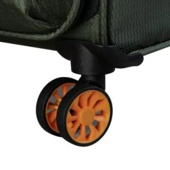 IT Luggage Lykke - Medium (Rifle Green) -IT Luggage Store 32607 HK12 2644E08RiflegreenSSWheel 293f5eff 85d2 4098 8fe7 4076b3677726