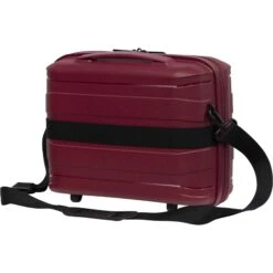 IT Luggage Momentous - Vanity Case (German Red) -IT Luggage Store 32755 UK15 2886 15GermanredSSBackpanel