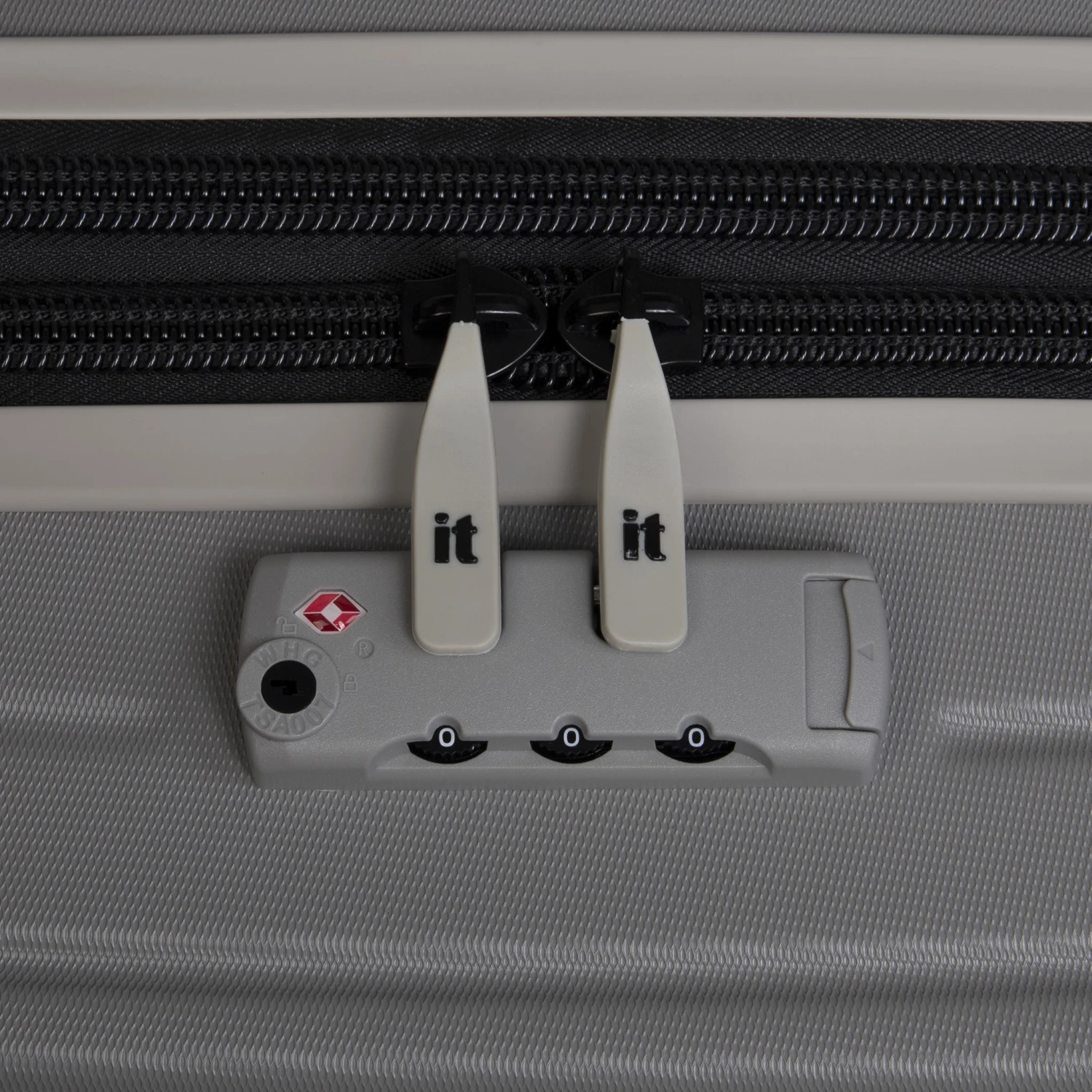 IT Luggage Eco-Protect - Medium Plus (Elephant Skin) 8 IT Luggage Eco-Protect - Medium Plus (Elephant Skin) - Image 6