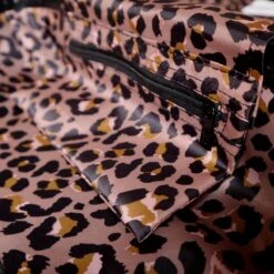 IT Luggage Glitzy - Vanity Case (Black) 18 IT Luggage Glitzy - Vanity Case (Black) -IT Luggage Store 4 202071ee db5c 491a a6cf ccc45c74096c