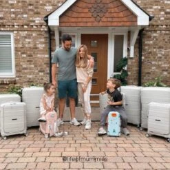 IT Luggage Momentous - 3-Piece Set (Pumice Stone) 24 IT Luggage Momentous - 3-Piece Set (Pumice Stone) -IT Luggage Store 6 ddaf0dea 080b 4b27 bc38 ea7dcf523bd0 1