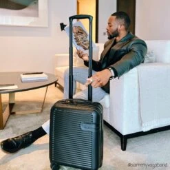 IT Luggage Valiant - Cabin (Black) 11 IT Luggage Valiant - Cabin (Black) -IT Luggage Store sammyvagabond 2a3fd048 1734 4063 9c74 3b5162708526